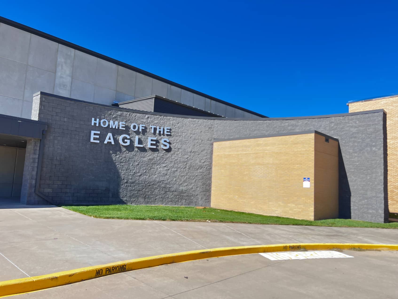 Canton Galva Elementary Highschool Lawrenz Masonry